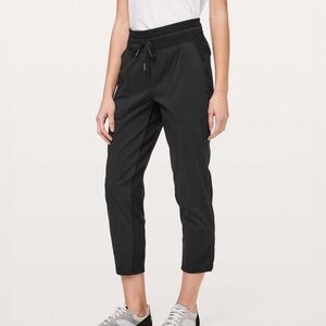 Lululemon Dance Studio Crop 25” Pants — Black | Size 4| Excellent Condition